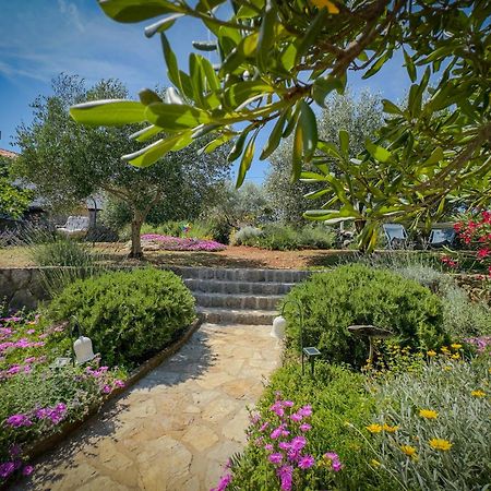 Holiday Home Lavanda Kornic Luaran gambar
