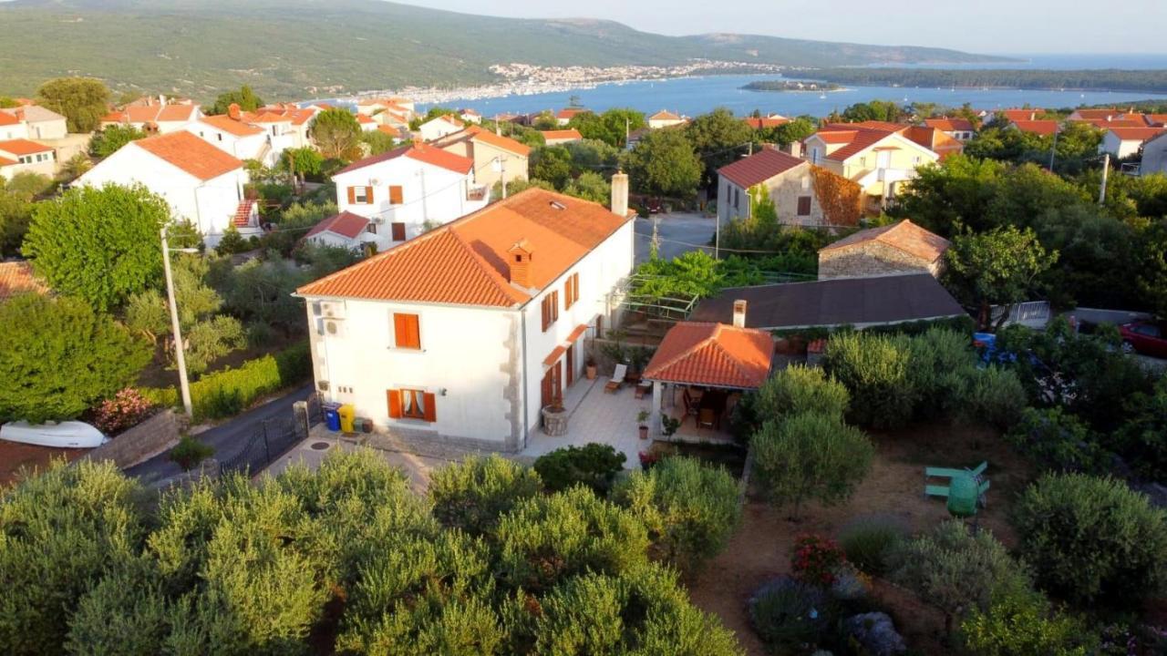Holiday Home Lavanda Kornic Luaran gambar